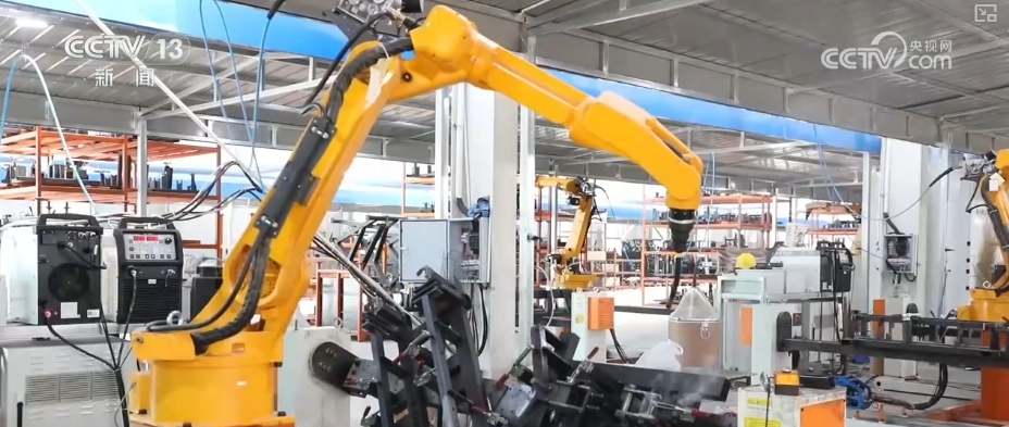 Kaiyun中国：央视《朝闻天下》关注山东宁津：小县城“炼”就健身器材大产业(图2)